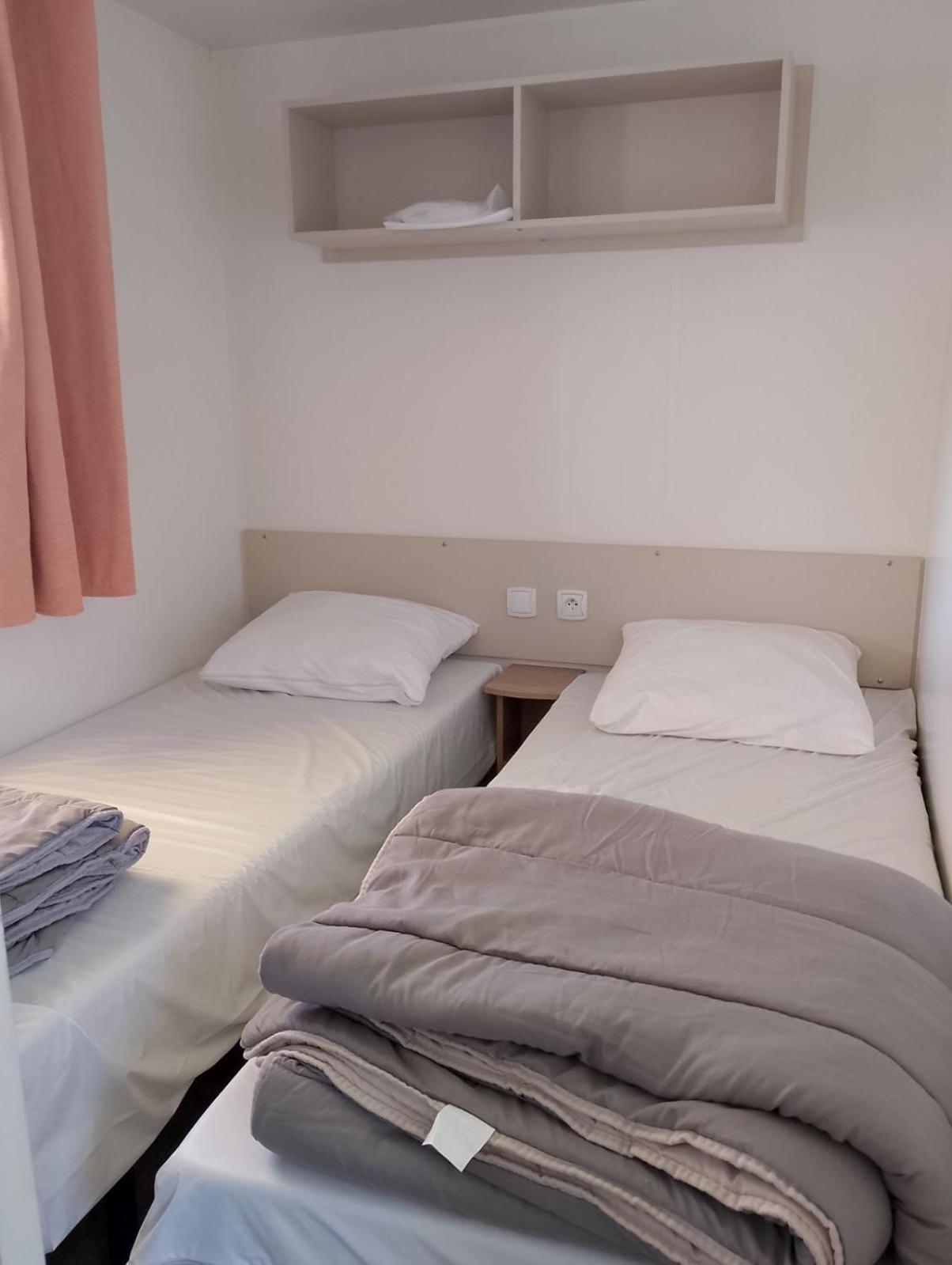 Mobile Home For You Canet-en-Roussillon Exterior foto